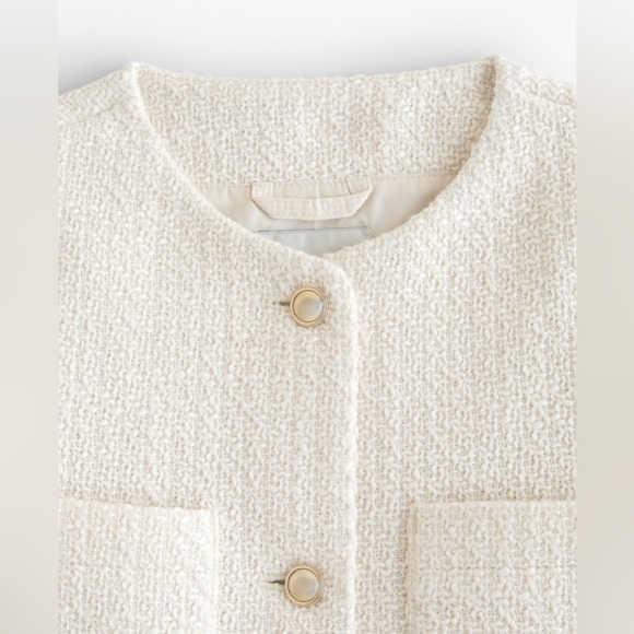 Abercrombie & Fitch Collarless Tweed Jacket in Cream - Picture 5 of 8